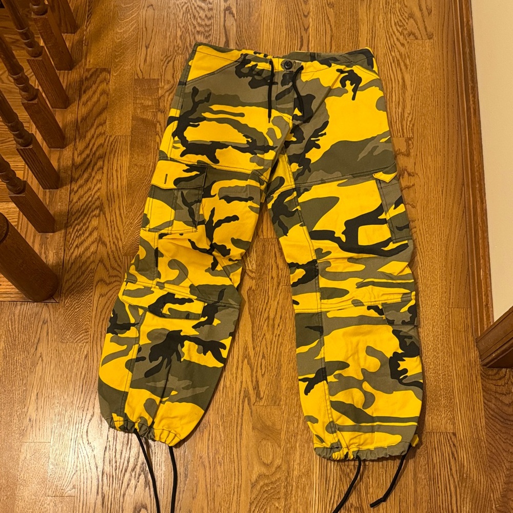 Rothco Women’s Camo Pants - Yellow and Gray